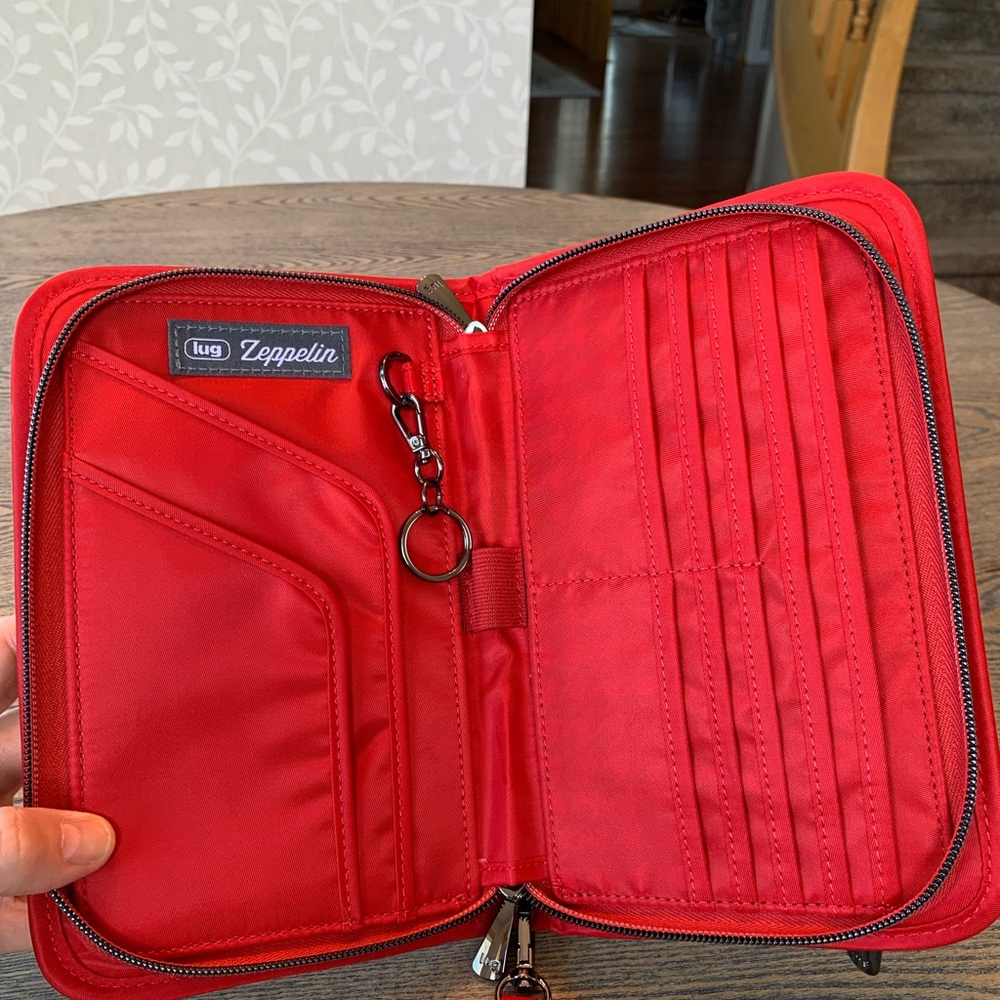 Zeppelin 2 RFID Wristlet Wallet in Poppy Red - Picture 5 of 7